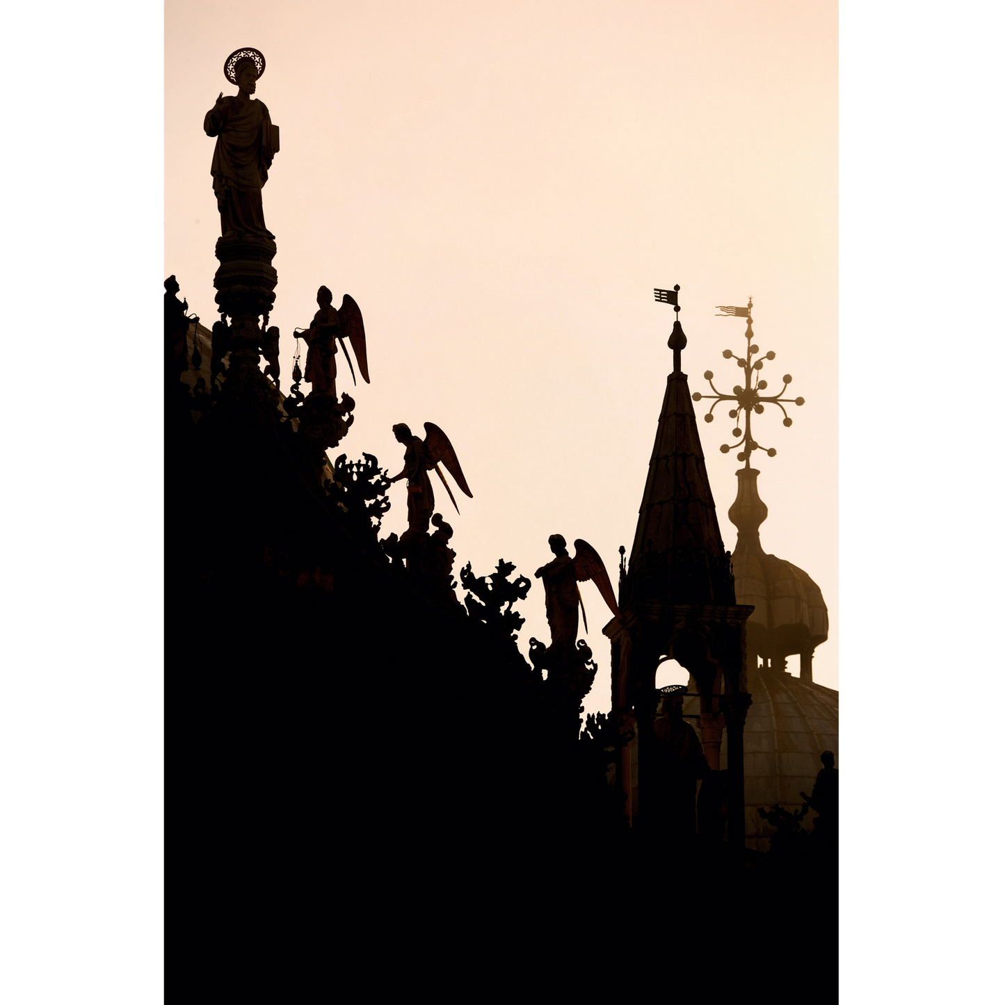 Basilica di San Marco, statue e pinnacoli
