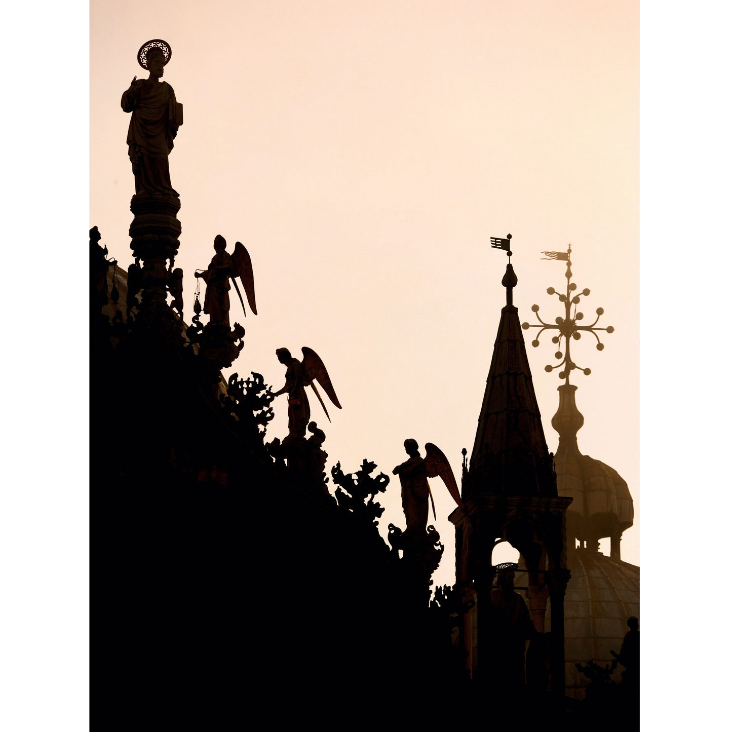 Basilica di San Marco, statue e pinnacoli