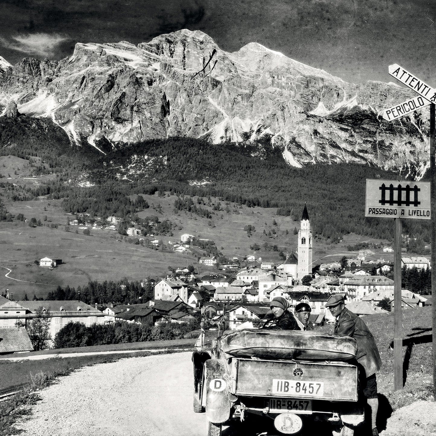 Cortina d'Ampezzo and the Tofane (1920-1930)